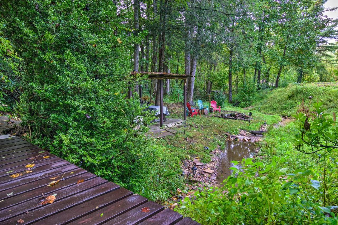 Shaw Creek Cottage With Fire Pit And Forest Views Hendersonville Exterior photo